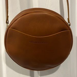 Portland Leather Goods Large Circle Bag in Honey